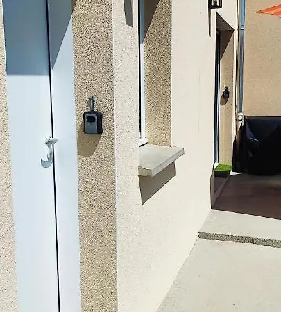 Chambre 2 Vue Lac Av Piscine Prunieres Exterior photo